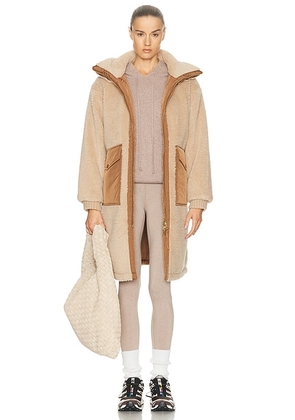 Varley Theia Reversible Coat in Light Taupe & Cocoa Dust - Beige,Brown. Size L (also in M, S, XS).