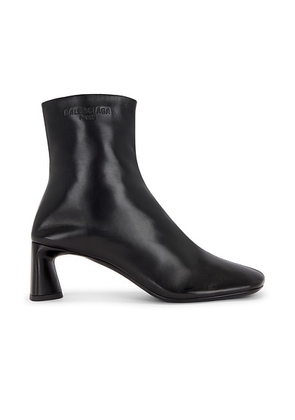 Balenciaga Dutyfree M060 Bootie in Black - Black. Size 41 (also in 37).