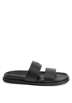 Giuseppe Zanotti URBANER