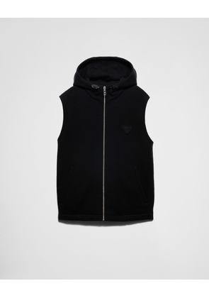 Wool and cashmere vest