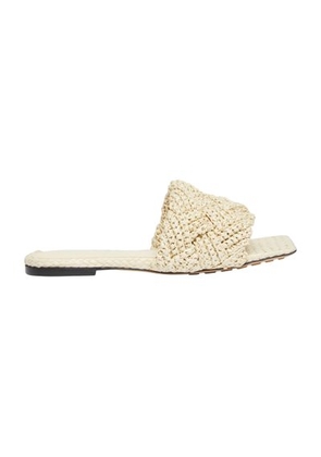 Lido flat sandals in raffia