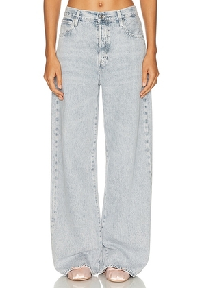 FRAME The Loose Jeans in Air - Blue. Size 28 (also in 30, 32, 33).