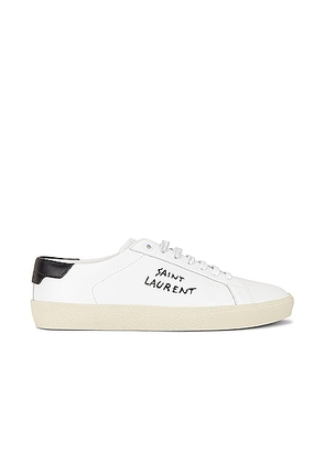 Saint Laurent Court Classic Signature Sneakers in Blanc Optique & Nero - White. Size 36 (also in 37, 37.5, 38.5, 39, 40).