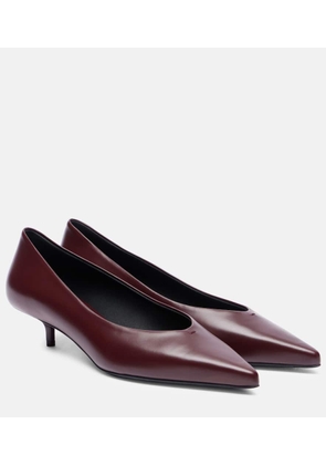 Max Mara 35 leather pumps