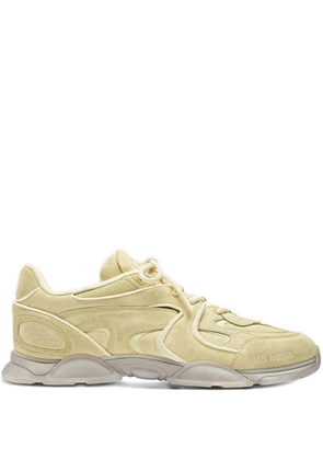 Axel Arigato Eris sculpted-panel leather sneakers - Yellow
