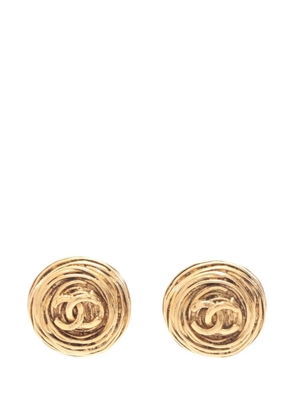 CHANEL Pre-Owned 1994 CC Gold Plated Round Clip On Earrings costume earrings