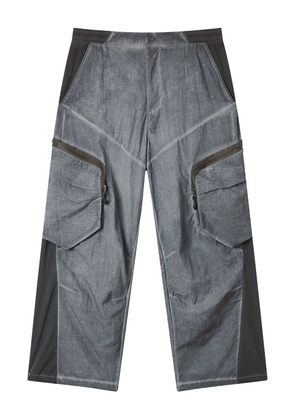 FIVE CM cargo-pocket panelled trousers - Grey