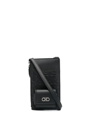 Ferragamo Gancini-plaque phone bag - Black