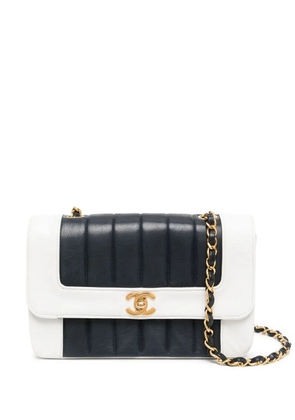 CHANEL Pre-Owned 1992 Mademoiselle shoulder bag - White