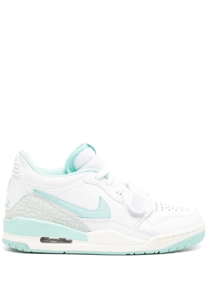 Nike Air Jordan Legacy 312 sneakers - White