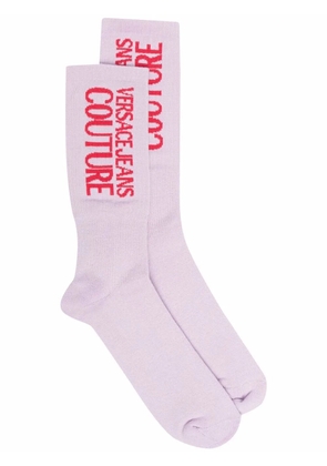 Versace Jeans Couture logo-print knitted socks - Purple