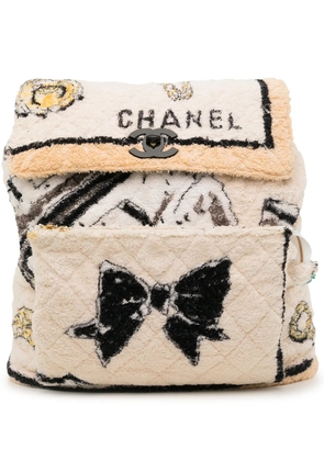 CHANEL Pre-Owned 1992 quilted towelling backpack - Neutrals