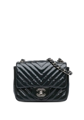 CHANEL Pre-Owned 2015-2016 Mini Square Classic Chevron Patent Flap crossbody bag - Blue
