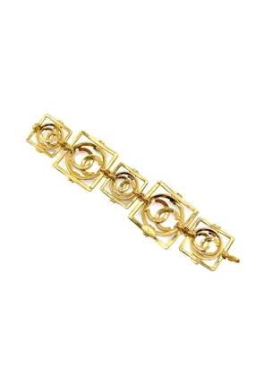 CHANEL Pre-Owned 1990 logo-detail square-shape bracelet - Gold
