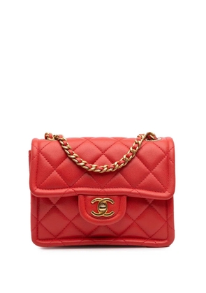 CHANEL Pre-Owned 2021 Mini Quilted Caviar Sweet Classic Flap crossbody bag - Red