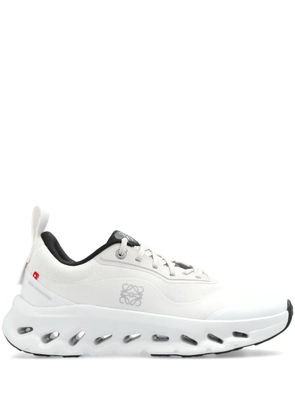 LOEWE x On logo-print sneakers - White