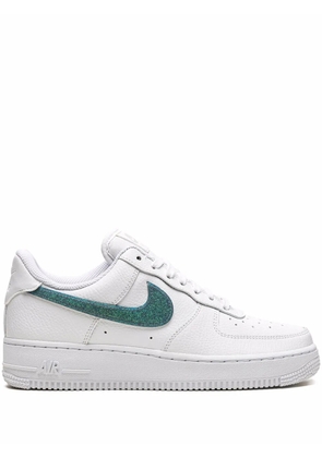 Nike Air Force 1 '07 ESS 'Glitter Swoosh - Celery' sneakers - White