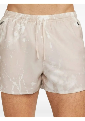 Nike Dri-Fit Stride Run running shorts - Neutrals