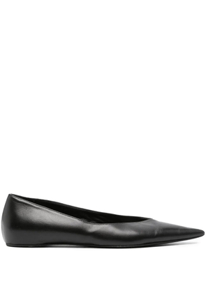 TOTEME The Asymmetric ballerina shoes - Black