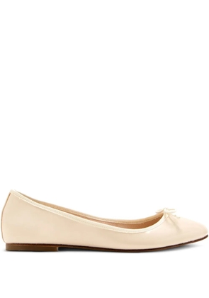 HOUSE OF BALLERINAS bow-detail patent leather ballet flats - Neutrals