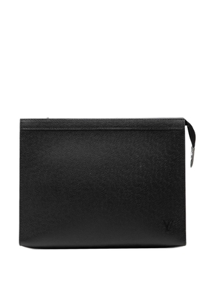 Louis Vuitton Pre-Owned 2017 Taiga Pochette Voyage MM clutch bag - Black