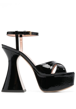 Moschino patent leather platform sandals - Black
