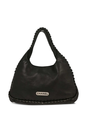 CHANEL Pre-Owned 2004-2005 chain-trim tote bag - Black