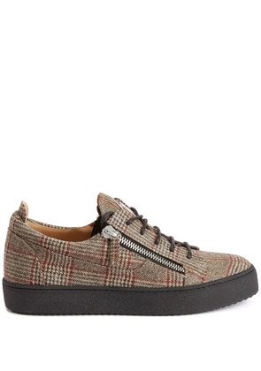 Giuseppe Zanotti Frankie check-pattern double-zip low-top sneakers - Neutrals