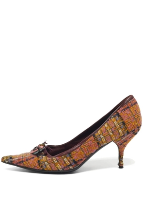 Miu Miu Pre-Owned flower-embellished pointed pumps - Orange