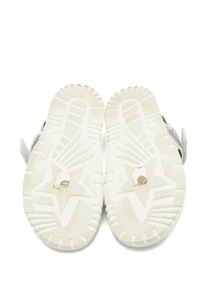 Christian Dior Pre-Owned DiorAct adjustable-strap sandals - White