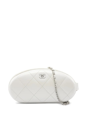 CHANEL Pre-Owned 2021-2022 CC glasses case - White
