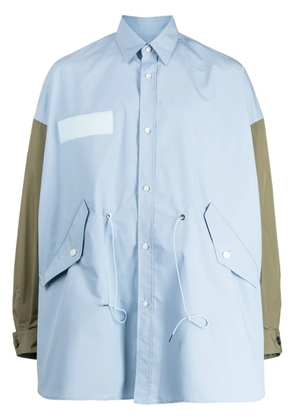 Fumito Ganryu two-tone drawstring-waist shirt - Blue