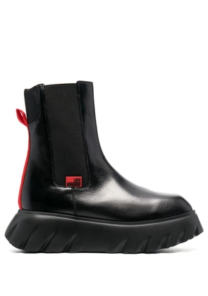 Love Moschino logo-patch ankle boots - Black