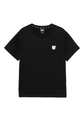 NEW ERA CAP logo-embossed T-shirt - Black