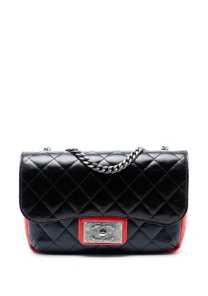 CHANEL Pre-Owned 2015-2016 Medium Tricolor Quilted Glazed Calfskin CC Plate Flap crossbody bag - Black