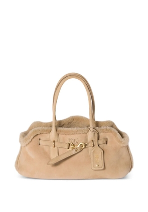 Miu Miu Aventure shearling tote bag - Brown