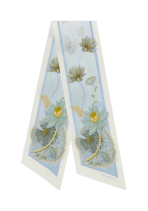 Ferragamo Water Lily printed silk scarf - Blue
