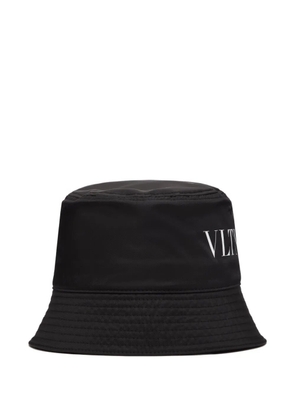 Valentino Garavani logo-print bucket hat - Black