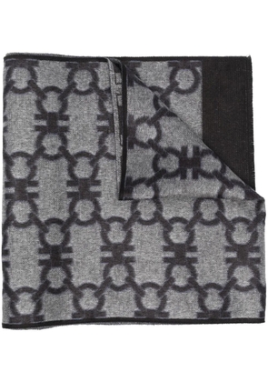 Ferragamo Gancini-pattern knitted scarf - Grey