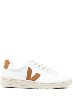 VEJA Urca low-top sneakers - White