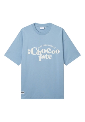 CHOCOOLATE logo print T-shirt - Blue