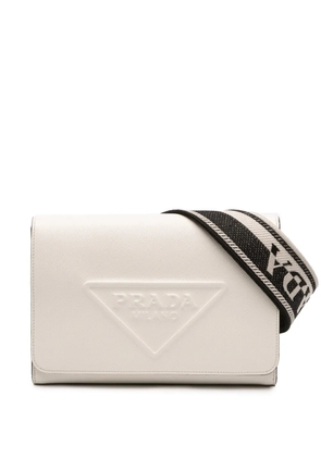 Prada Pre-Owned 2013-2025 Saffiano Triangle Embossed Logo Flap crossbody bag - White