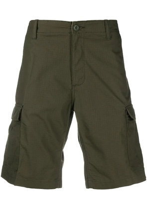 Carhartt WIP side logo patch shorts - Green