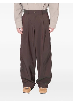 Kolor pleated-cuff trousers - Brown