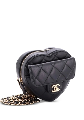 CHANEL Pre-Owned CC in Love Heart Quilted Lambskin belt bag - Black