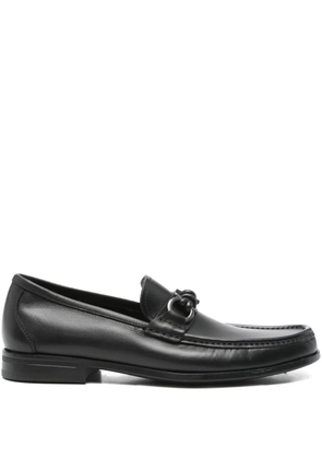 Ferragamo metal-buckle loafers - Black