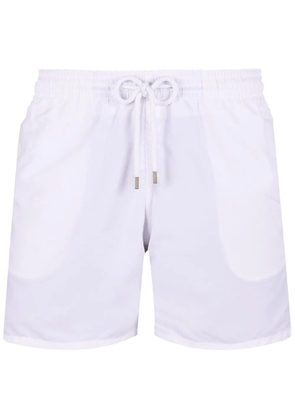 Vilebrequin logo-appliqué swim shorts - White