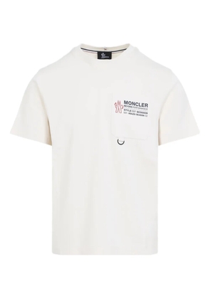 Moncler Grenoble graphic pocketed T-shirt - White