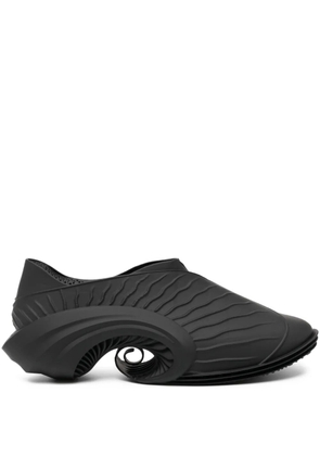 ALIVEFORM Spiralis slip-on trainers - Black