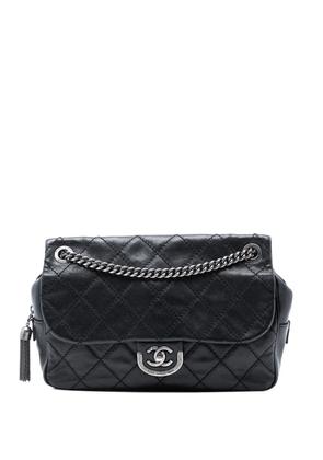 CHANEL Pre-Owned 2013-2014 Paris Edinburgh Jumbo Quilted Calfskin Coco Sporran Flap shoulder bag - Black